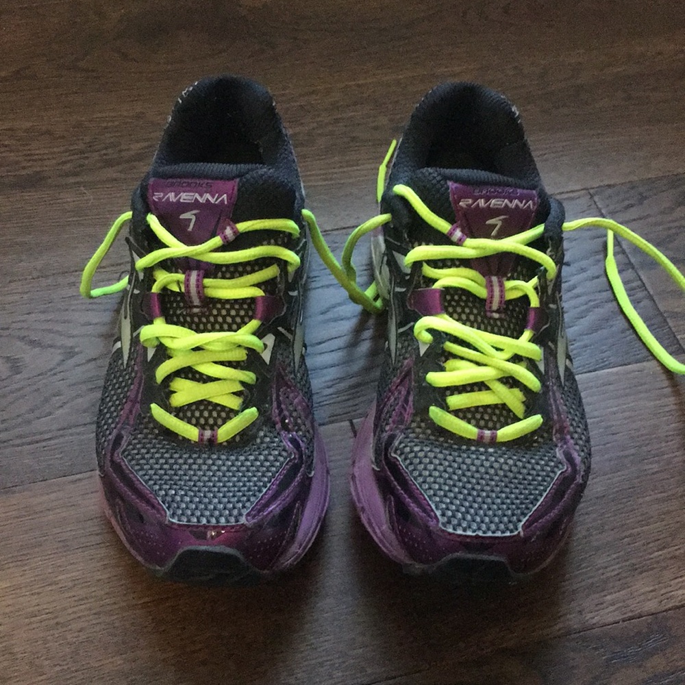 Brooks Ravenna Running Shoes